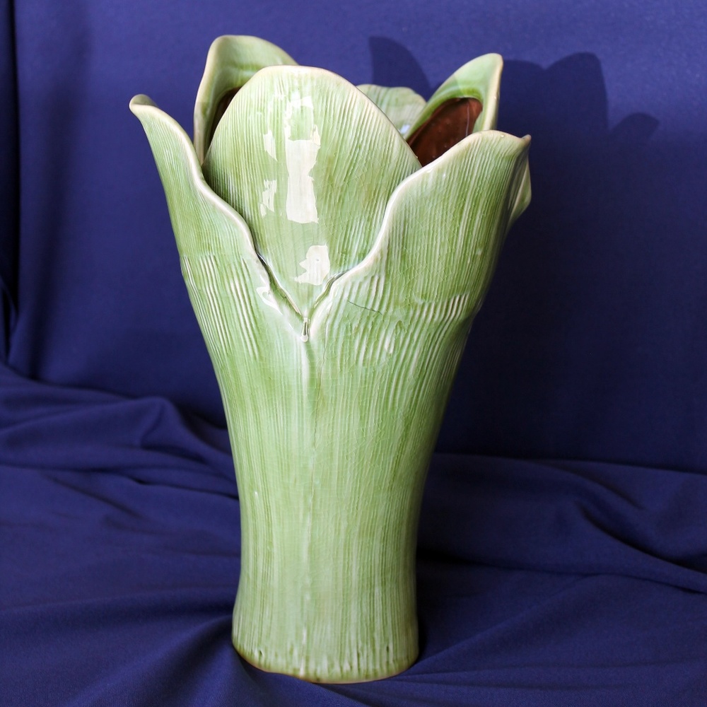 Leaf Vase